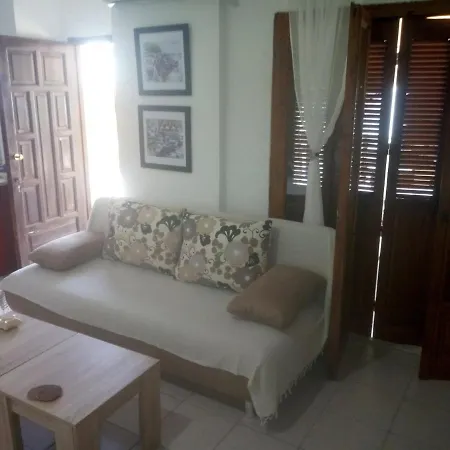 Kamari Holiday home *